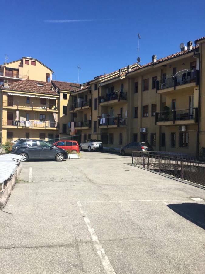 Apartment La Mansarda Alba  Zewnętrze zdjęcie